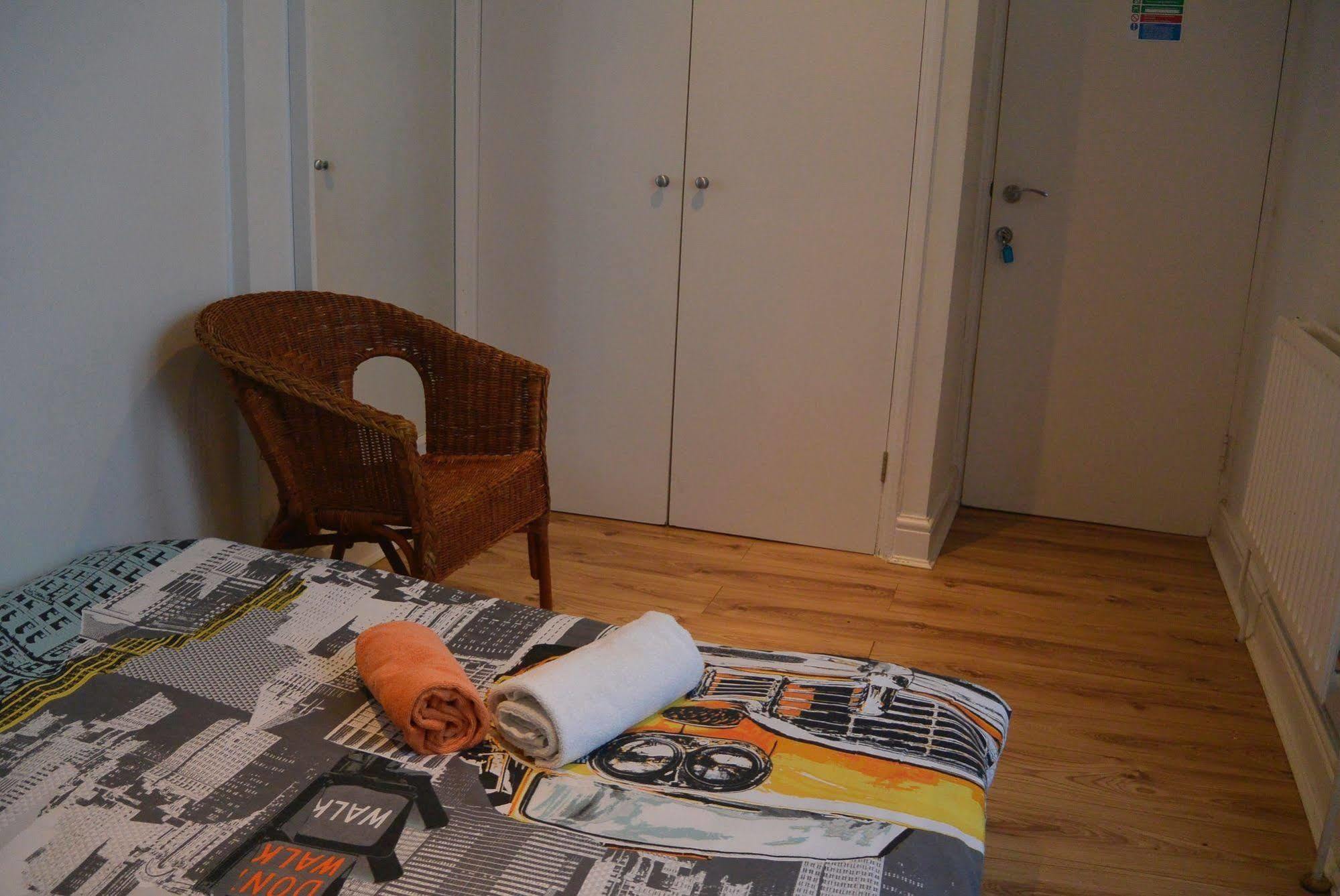 Cambridge Guesthouse ลอนดอน ภายนอก รูปภาพ